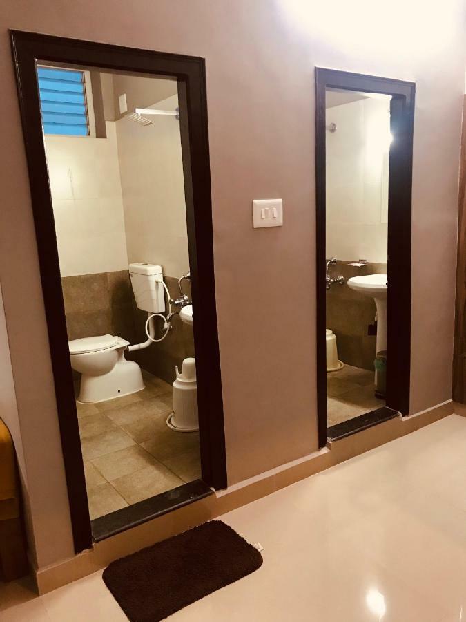Sharada Residency Hotell Somvārpet Eksteriør bilde